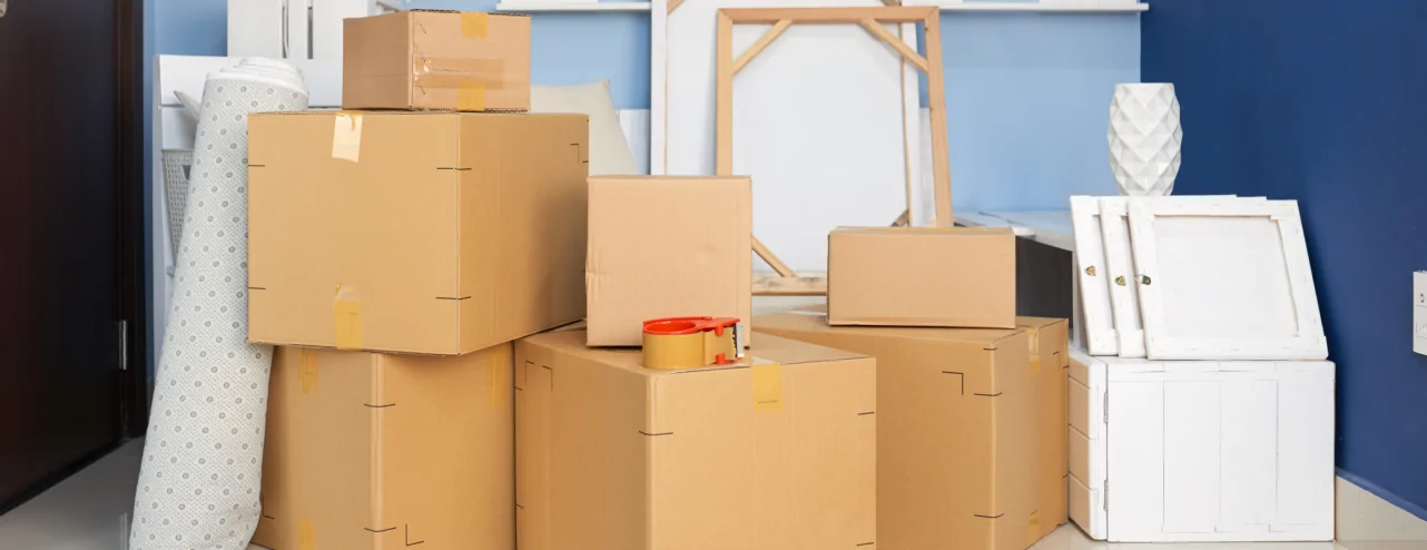 room-with-moving-boxes 1